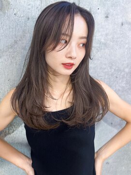シーシンジュク 新宿南口(Sea shinjuku) 韓国風前髪×レイヤーカット【新宿/前髪/レイヤーカット】