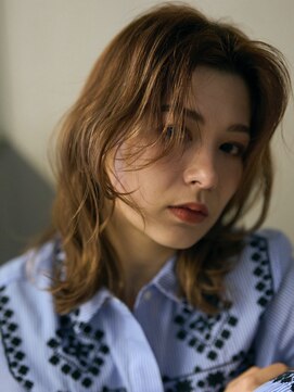 サーカス バイ ビュートリアム 青山(CIRCUS by BEAUTRIUM) 顔まわりレイヤー くびレイヤー イルミナカラー 30代40代