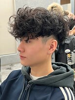 エルマーク(L-MARK) スペインカールスパイラルパーマツイストパーマフェード短髪