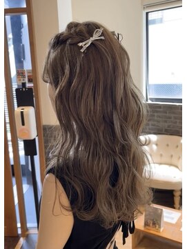 プラグ バイ ネオリーブ(plug by neolive) レイヤーロング×髪質改善 [髪質改善/縮毛矯正]韓国J