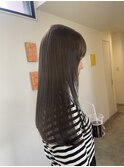 オリーブベージュ