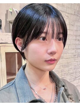 スノッブエンバンプ(snob enVAmp) 【三条】小顔に見える顔まわりカット【ショート~ショートボブ】