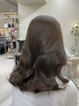 シーテ(Ciete) 【minami】自然に馴染むオリーブベージュ