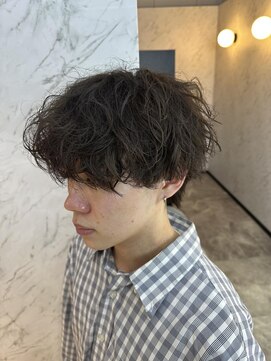 オム ブランシェ(HOMME BLANCHE’) 【AOI】海外風パーマ