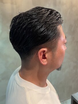 セプト 博多(SEPT.) ツーブロック 刈り上げ メンズビジネスショート アップバング