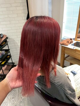 アフィナー(Afinar) 【横浜駅/横浜西口】チェリーレッド