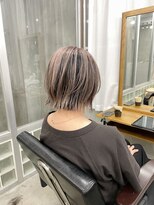 メロ 恵比寿(melo)&nbsp;大人ミディアムレイヤー　白髪ぼかし　脱白髪染め 30代40代50代