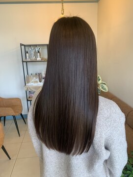 ウィーブリスタ(Weve Rista) 着物ヘア/ダークアッシュ/ミディアムレイヤーカット/富里