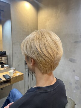 ソウス リーベ(SOURCE liebe) ブロンドセンターパート