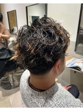 ラピスタ 池袋(Lapista) 韓国ヘアレイヤーカットダブルハイライトカラー【Lapista池袋】