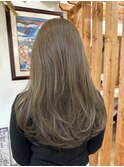 白髪ぼかしハイライト/デザインカラー/レイヤーカット/ブリーチ