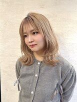 フェイバー 警固店(FAVOR) 柔らかベージュ×くびれミディアムヘア