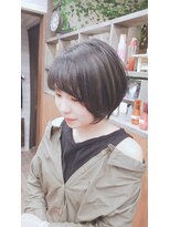 ウキュウ(Ukyu) 濃いめグレー×ショート×可愛い