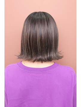 マーシー(MAAAAAC) 【MERCY】ハイライトミックスアッシュベージュボブ