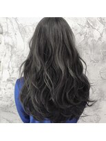 アーティック 伊万里中央店&nbsp;【arttic】ウルティアカラー×グレージュ