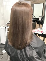 ラブクロムトーキョー オモテサンドウ(LOVECHROME OMOTESANDO)&nbsp;ツヤ髪まとまるカット☆髪質改善トリートメント表参道