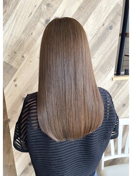 エル(aile) 艶ベージュ