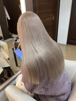 ヘアメイク アリープ(HAIR MAKE ALEAP)&nbsp;ホワイトミルクティー[シルキー/タイトストレート/20代]