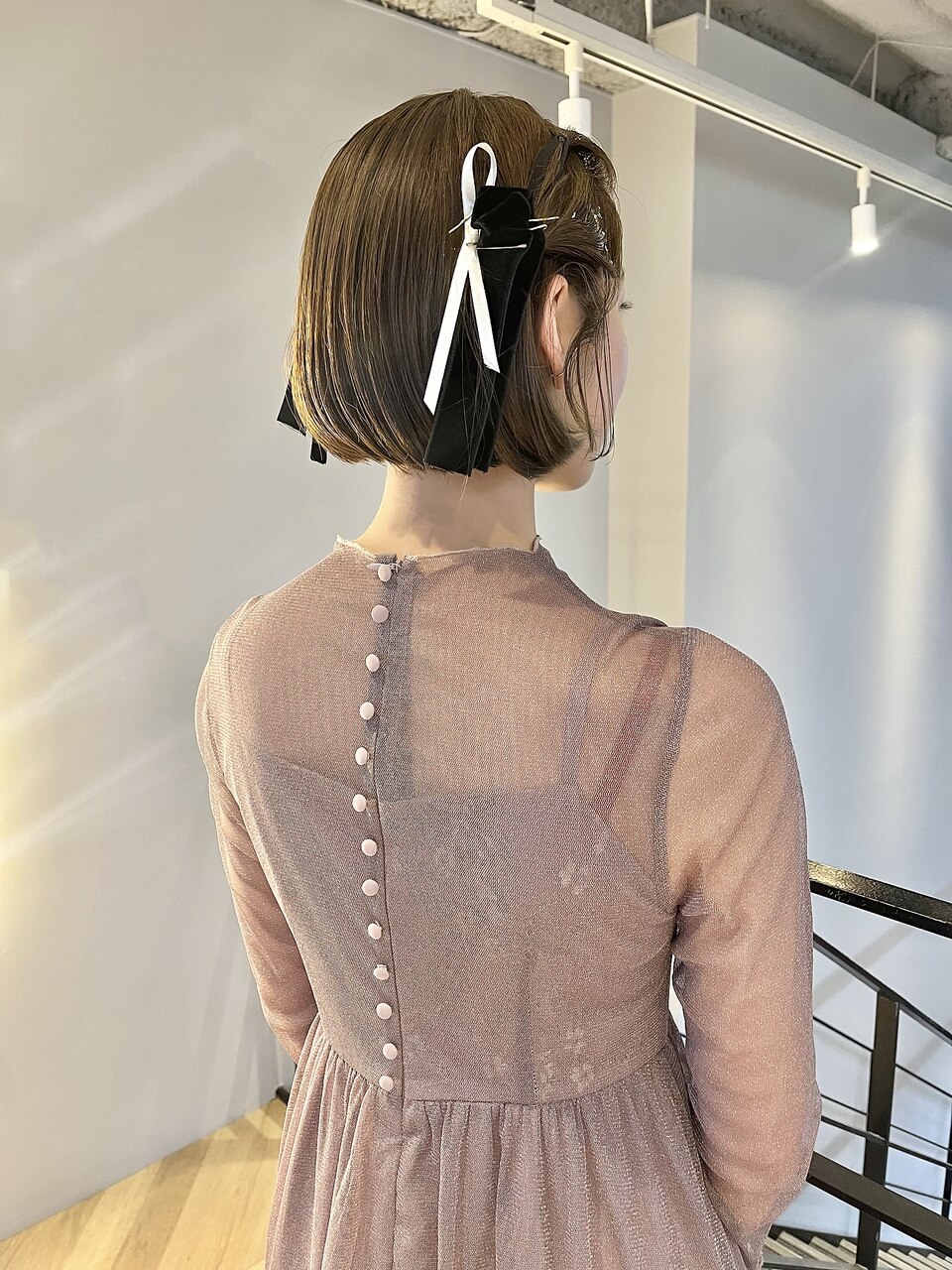 20代30代♪大人可愛いタイトボブヘアセットベロアリボン金箔