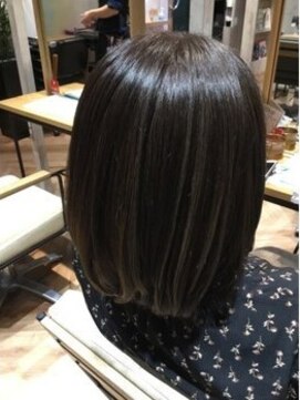 ヘアーショップ エヌアンドエー 越谷店(hair shop N&A) 黒髪×ハイライト