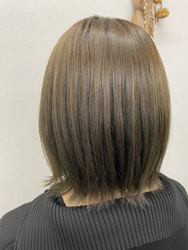 アオアクア バイ グルグル 小岩店(ao akua by GULGUL) マットオリーブカラー