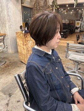 ウィークエンド(WEEKEND) 柔らかショート白髪ぼかし対応