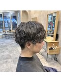 刈り上げ 波巻きパーマ