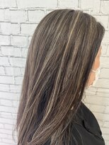 アメイジングヘアー 中沢店(AMAZING HAIR)&nbsp;たっぷりハイライト/ストレートロング/白髪ぼかし/抜け感ロング