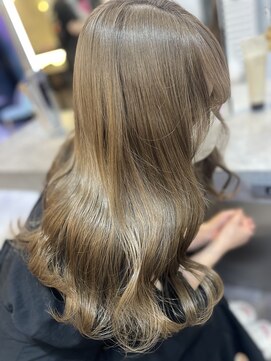 ラビス 浦和(Lovis) デザインカラー/レイヤーカット/ウェットヘア/夏のヘアアレンジ