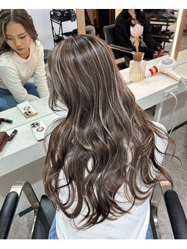 ブレンド 渋谷(BLend) ハイライトブルージュマチルダボブインナーグレージュ