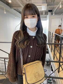 ヌープヘアーアイス(NUUP.hair ici) 秋色オリーブ◎ブリーチなし透明感レイヤーミディ