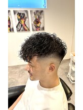 独自の技術で「再現性」を極めた質感調整カット