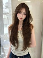 キティー サカエ(kiti SAKAE)&nbsp;グレージュ/レイヤーカット/ハッシュカット/オリーブベージュ/栄