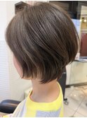 美シルエット　ショートボブ
