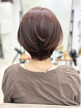 ガーデン バイ イル(GARDEN by illu Co.Ltd) 丸みショートボブ×ピンクブラウン