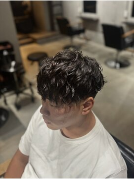 ブルニール 心斎橋(BLEUNIR) メンズパーマ スパイラル