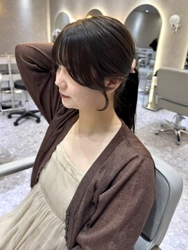 ジーナ 天神(Zina) 韓国ヘア/顔周りカット/顔周りレイヤー/結んで可愛い顔周り