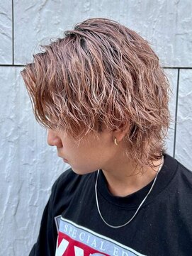 ジーニー 本厚木(Genie) フェザーパーマサーフカール刈り上げセンターパート