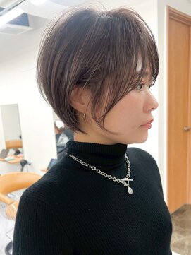 ファースト(1st) ショート×顔周りレイヤー