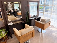 ヘアーメイクサロン プラスチッタ(hair make salon plus citta')の雰囲気（ペア席あり◎ご家族でご利用できます事前にお申し付けください）
