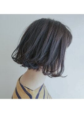 ピエドプール(PiED DE POULE) PiED DE POULEアッシュグレー×切りっぱなしボブ