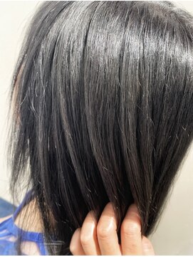 リーオオサカ(Lee Osaka) 【Lee大阪店】赤みオレンジ撃退 暗髪 黒髪 艶カラー /新出奈津樹