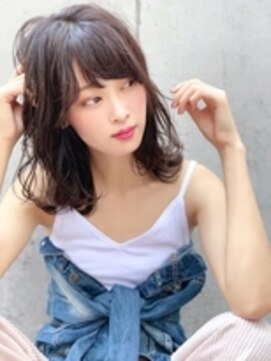 ケアリー 武蔵小杉(Carelly) ボブカーキグレージュ大人かわいいフェザーバングマッシュ