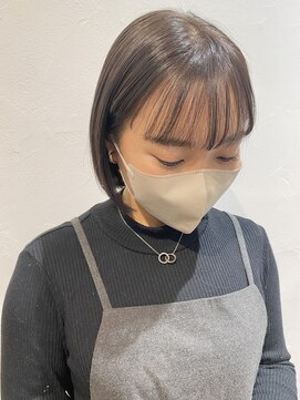 ココロクレド(COCOLO credo) ミニボブ × くすみベージュカラー