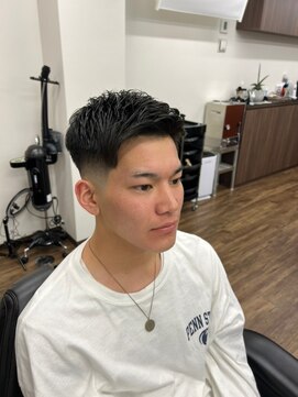 ダンブライズバーバー(DAN BRISE) フェードスタイル