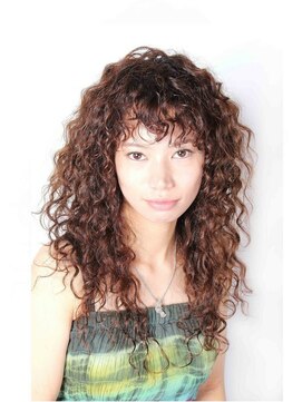 ラブ ロック Love' Lock ロングヘアーのスパイラルパーマ