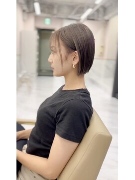 ディア  バイ  ディーアンドティー(DIA by D&T) 【DIA ディア 高杉大輔】ダブルカラー ボブ　ブリーチ　髪質改善