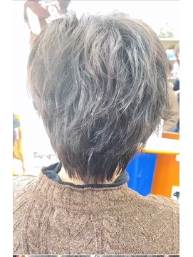 ベリーベリー 美容室(very very) 【very－very美容室】カット、ツイストパーマ