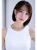 ミニボブフェイスレイヤーハッシュカット薄めバング鎖骨ボブ