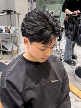 ゼスト リル 新宿(ZEST lill) フェザーパーマ フェザーショート 短髪パーマ 新宿